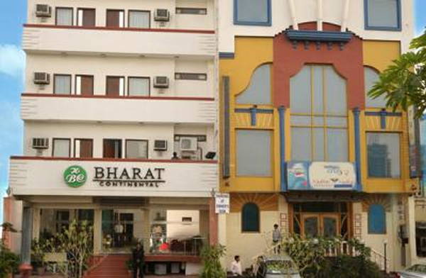 Hotel Bharat Continental Ню Делхи Екстериор снимка